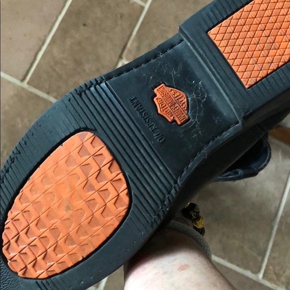 Boots - Picture 2 of 6